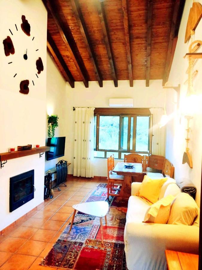 شقة La Casita De La Montana Alba de los Cardaños المظهر الخارجي الصورة